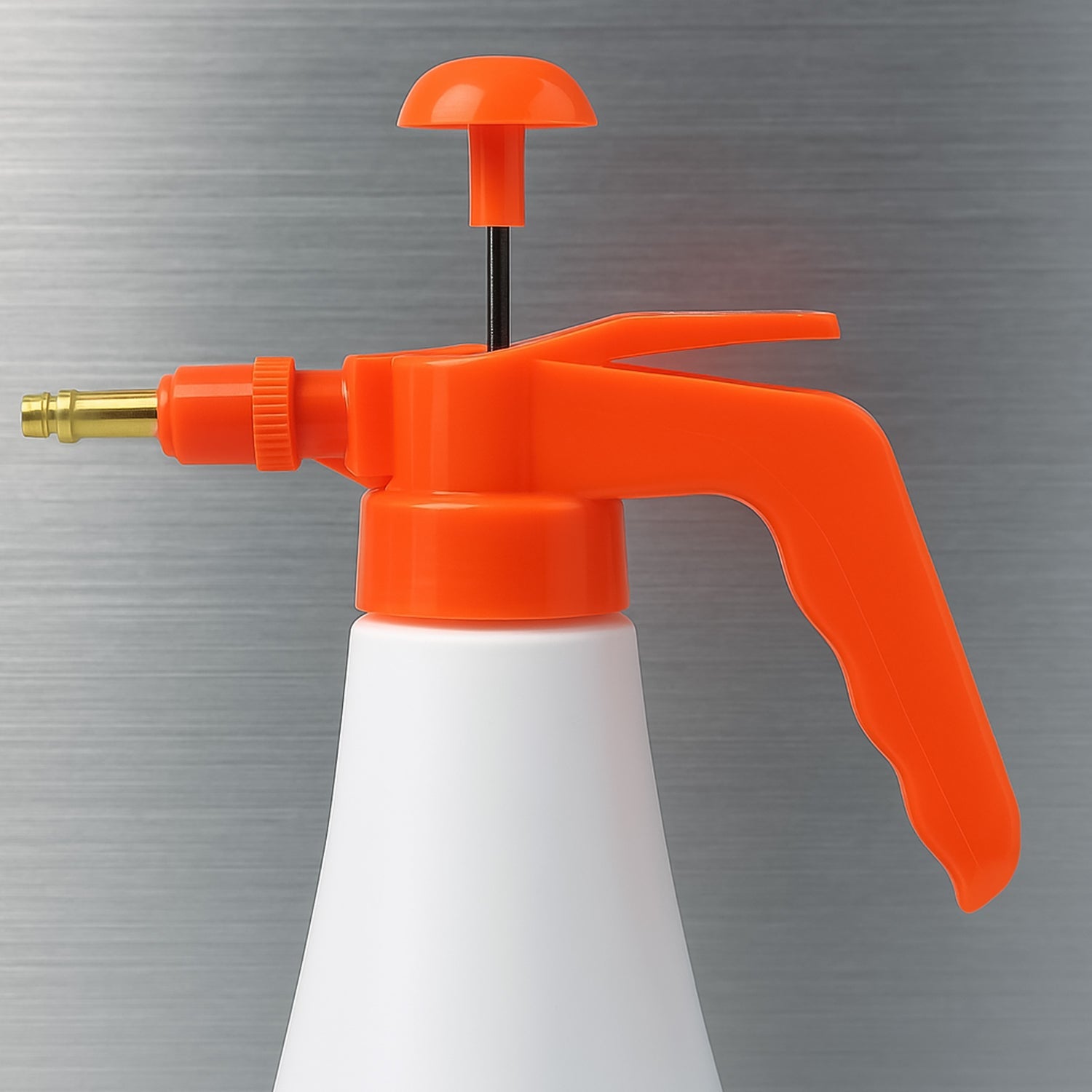 Handheld Pressure Water Sprayer Bottle (1 Ltr)