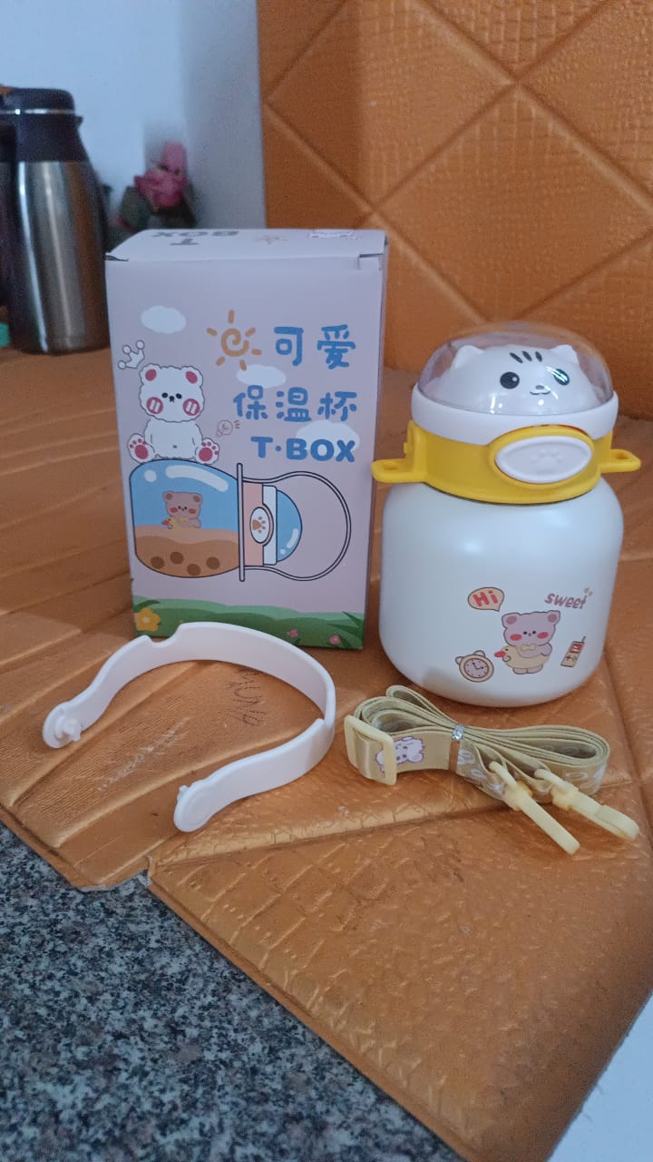 Stainless Steel Kltten / Bottle Vacuum Insulated Cup With Handle & Strap (700 ML)