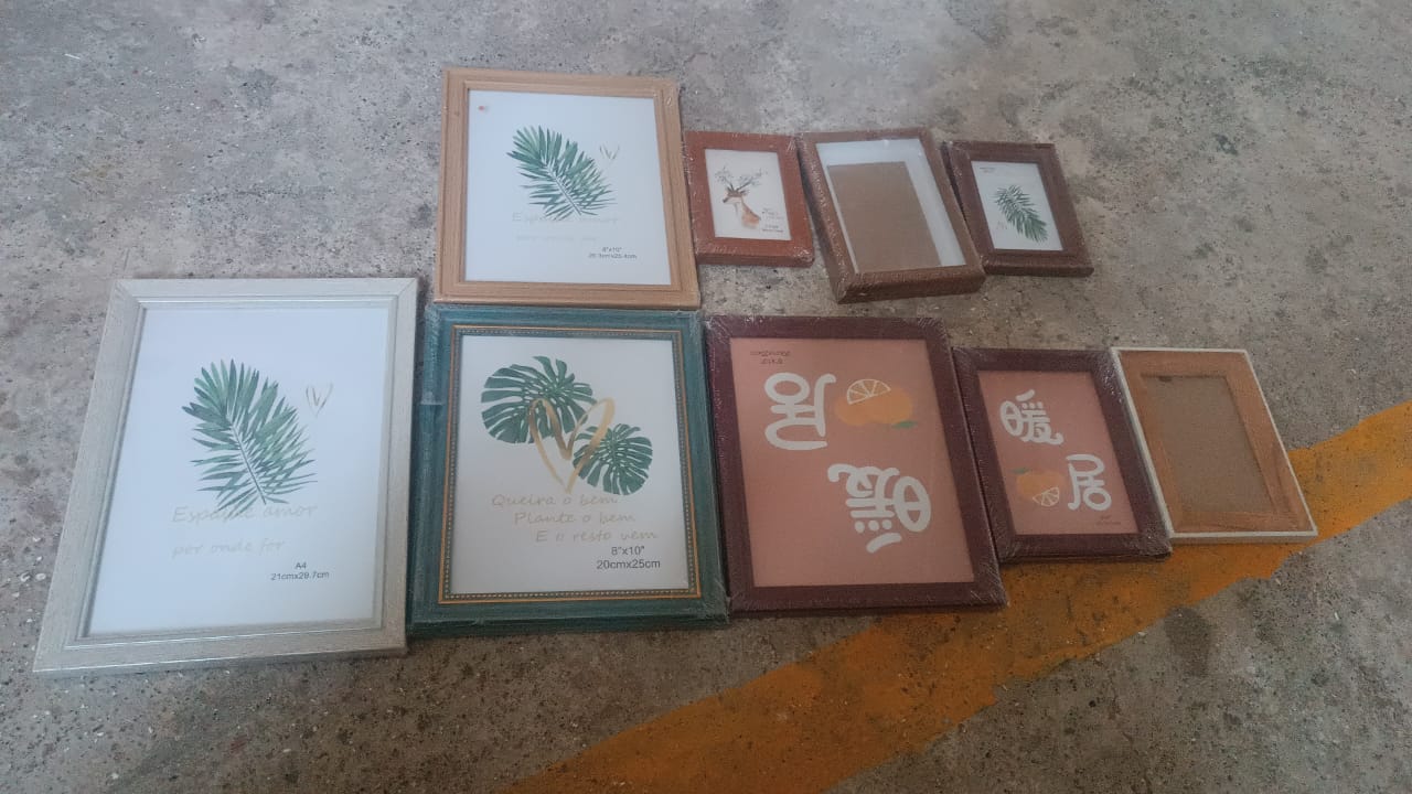 Creative Solid Wooden Photo Frame (Mix Design &amp; Size / 1 Pc)